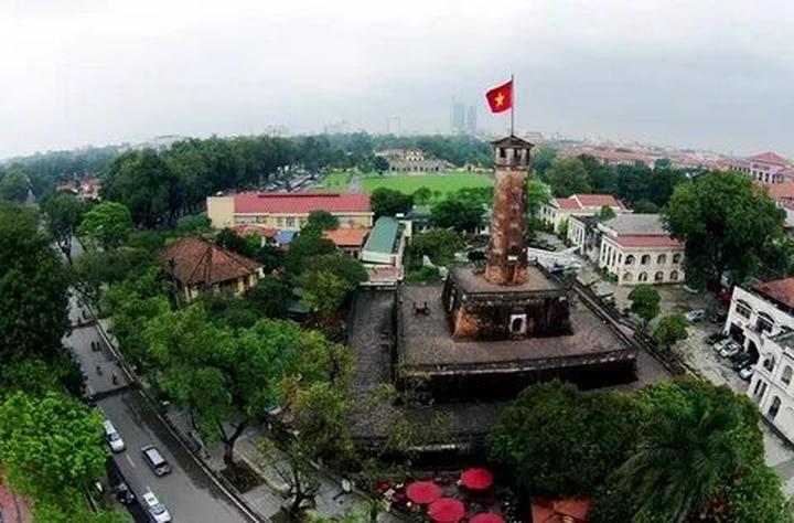 Xu hướng 5 kiểu áo dễ phản chủ, phơi: Hotspot Matrix tiết lộ bí quyết video viral